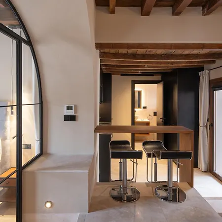 Calm Babole Granada