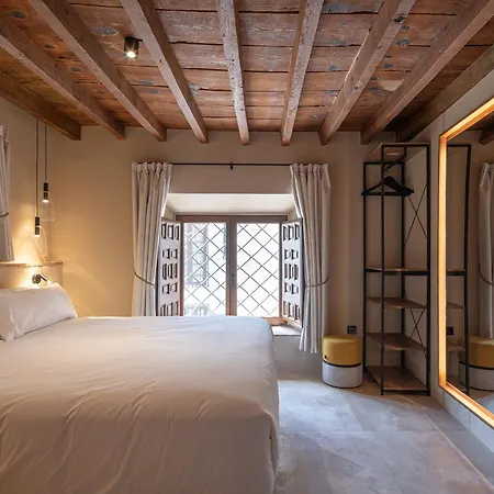 Aparthotel Calm Babole 3*