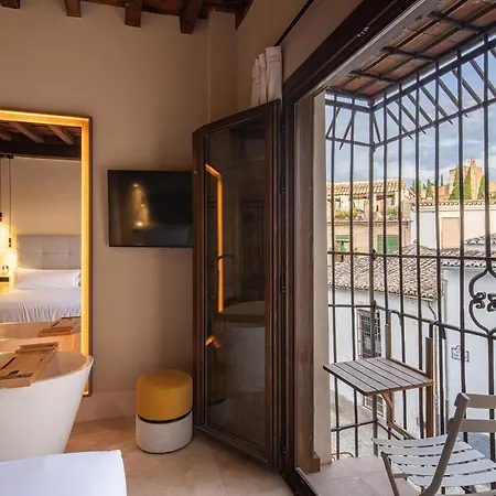 Aparthotel Calm Babole 3*